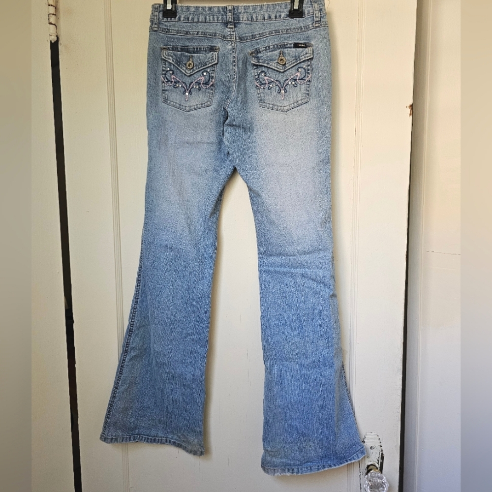 Flare leg jeans with embroidered pockets (7) - Picture 2 of 6
